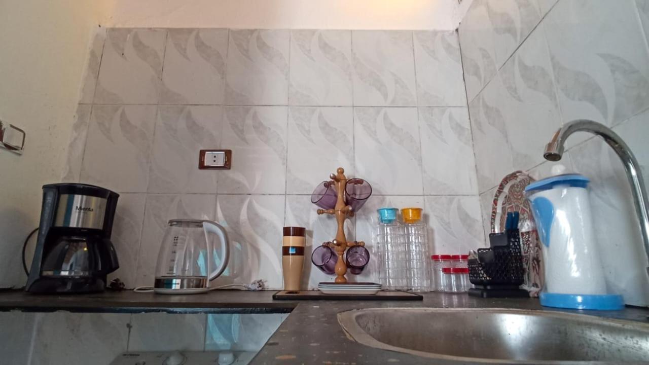 After Five House Hostel Дахаб Екстериор снимка